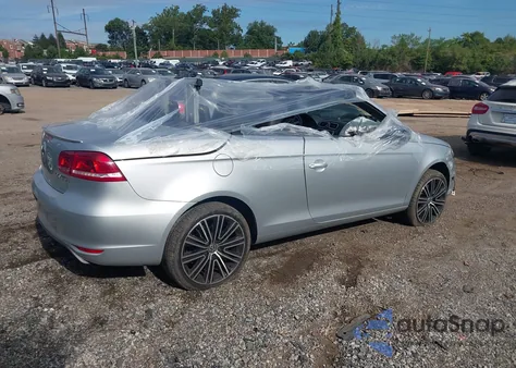 2013 Volkswagen Eos Komfort/Sport z USA, uszkodzony, nr VIN WVWBW8AH6DV006629